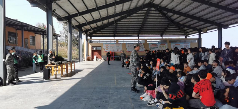 邵陽市華龍中學,邵陽中學教育,高中教育,師資雄厚,名優(yōu)教師